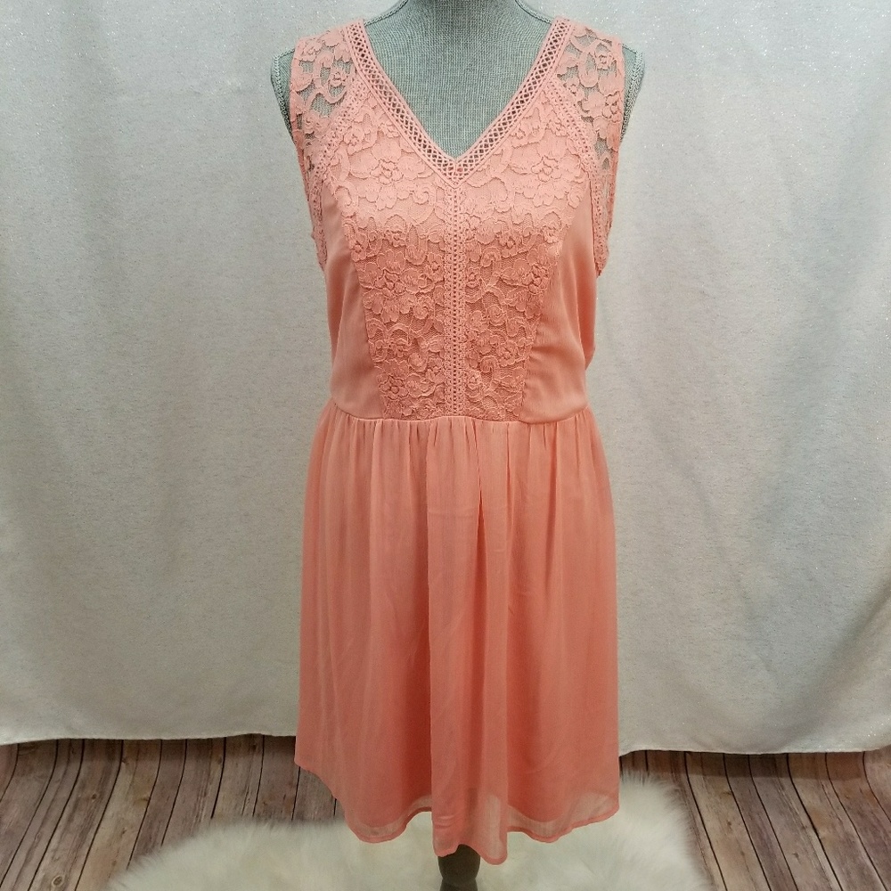 π3/$25 AGB Lace and Crochet A Line Dress - Picture 7 of 8